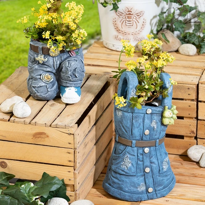 Pflanzgefäß - Jeanskleid - Aus Magnesia - Ca. 26,5 X 20,5 X 44,5 Cm